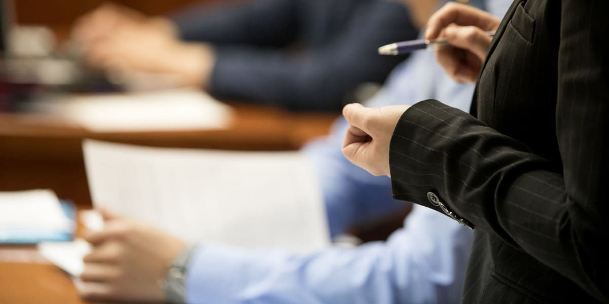 Правовое сопровождение хозяйственной деятельности компаний