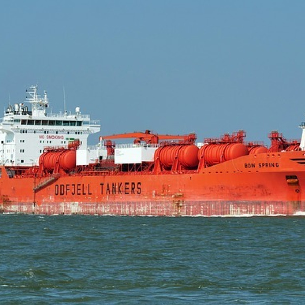 E2.b2 | Договор о поставках неочищенной нефти (длительные поставки танкером) ~ Crude Oil Vessel Supply Agreement (long-term vessel delivery)