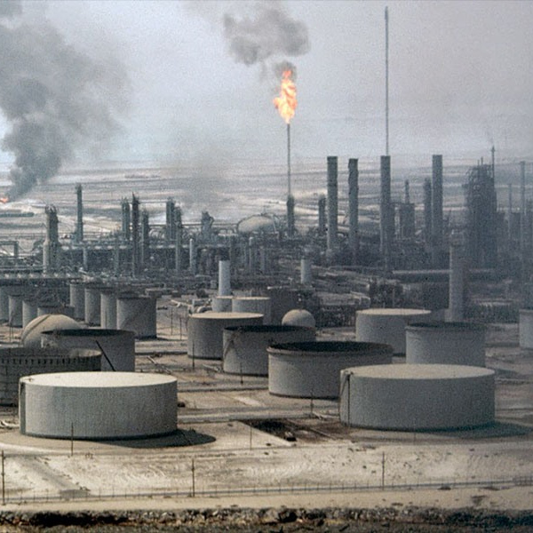 E1.b1 | Соглашение о купле-продаже доли в нефтедобыче ~ Oil Production Interest Sale Agreement